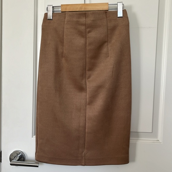 Dynamite Pencil Skirt - Picture 2 of 2